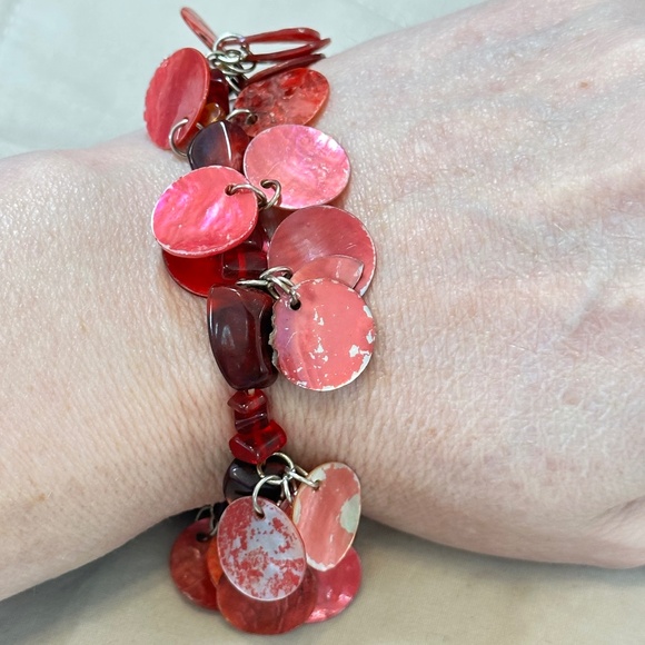 2/$15 Round Red shell discs stones/nuggets & rectangular beads stretchy bracelet - Picture 6 of 11